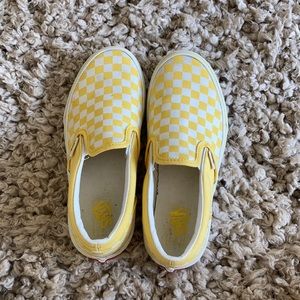 Kids yellow checkered vans size 4
